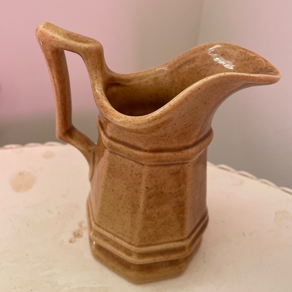 Vintage Lyons Lair Handmade Brown Pitcher/creamer - Picture 1 of 4